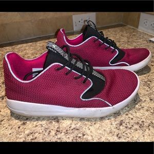 Jordan Eclipse Pink (size 7.5Y)